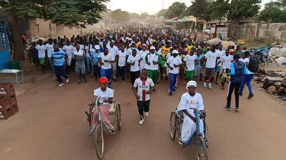 Retour en images sur le cross populaire organisé par ANADI, coordination de la région de la Boucle du Mouhoun.